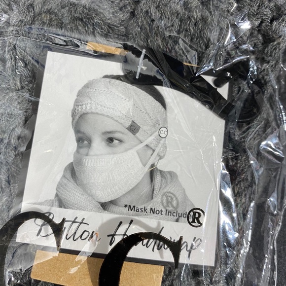 C.C. Button Headband Headwrap in Grey NWT - Picture 3 of 6